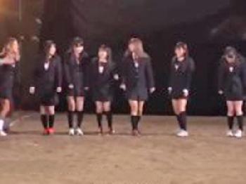 追いかけっこで捕まれば中出しされるギャルや美形少女女子校生巨乳美少女お姉さんのエロ動画