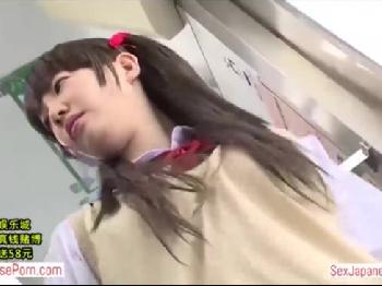 ミニ系カワパイパン女子校生が痴漢されてびびってたらエスカレートして自宅に押しかけ3P 強姦で痙攣絶頂オーガズム!巨乳美少女ロ...