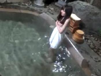 女子アナが全国に向けてカメラ目線で性交を淫語実況OL大西りんか桜井あゆ紺野ひかるのエロ動画