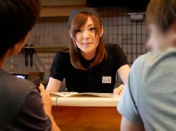 [隠し撮り]芸能界を目指す居酒屋店員をアダルトビデオデビューさせちゃいました素人お姉さんギャル中出しナンパフェラ盗撮のエロ動...