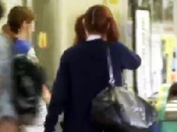 DQN達にストーキングされた女子校生が自宅で輪姦レイプされ中出しされちゃう‥美少女ハメ撮りイラマチオ乱交のエロ動画