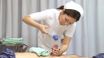 『射精‥できそうですか?』優しい痴女看護師が患者チンポに跨がり騎乗位腰振り!お姉さん看護婦手コキ翔田千里のエロ動画