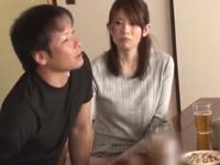 『もぉ我慢出来ないっ』欲求が溜まりきった美人奥様が久々のイチモツにアヘイキ絶頂巨乳人妻顔射のエロ動画