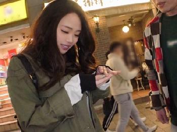 新宿でゲットした美大きいオッパイリアルOLをホテルに連れ込んで死ぬほどブッ込み倒し巨乳素人ハメ撮りナンパのエロ動画