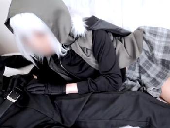 アニメ声でアヘアヘ喘ぎ続ける彼女→完コスしてる綺麗な顔に大量顔面射精素人コスプレ顔射ハメ撮りのエロ動画