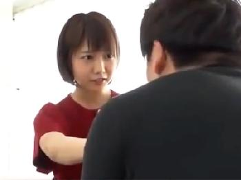 『やだよぉ…』超可愛いショートヘア少女がDTに頼まれて裸見せたら暴走中出しされる美少女童貞レイプ戸田真琴のエロ動画