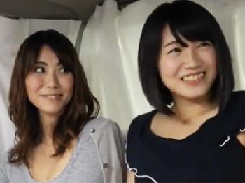 ギャルと童顔の母娘ナンパしてレズビアンプレイさせる→濡れたところに男乱入して中出し3P素人お姉さんロリ人妻のエロ動画