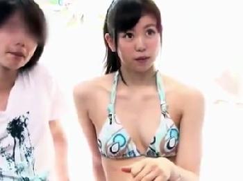 黒髪ポニーテールで清潔感のある水着きれいなお姉さんがマッサージ師に男性器挿入され寝取られセックス素人美少女中出しのエロ動画