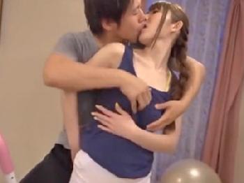 ジムの生徒を巨大バストで挑発→パコに持ち込むインストラクター巨乳お姉さん痴女のエロ動画