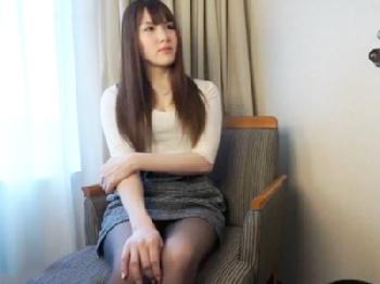 「え?中??」YOUTUBERにインタビューと騙されて生姦されちゃった女子大生巨乳素人お姉さん中出しのエロ動画