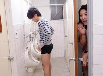 よくある即性交の逆バージョン!女優の方からアドリブで襲い掛かり中出しするまで腰振りパコ巨乳痴女めぐりのエロ動画