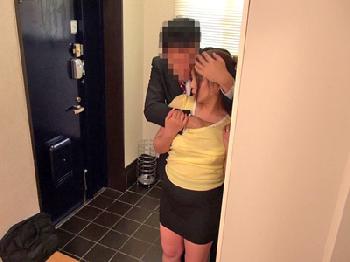 同僚に口説かれ寝取られる我妻を夫が隠し撮り巨乳素人人妻盗撮のエロ動画