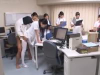 セックスが当たり前の日常→病院生活で看護師と四六時中性交巨乳素人痴女看護婦中出しのエロ動画