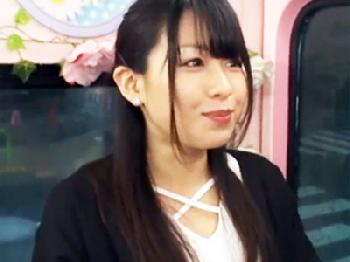 女子大生ががピンクパンティで素股→強引に生陰茎ぶち込み着衣H巨乳素人美少女のエロ動画