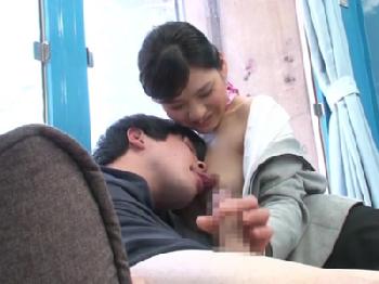 マジックミラー号を警戒する美人CAさんが流され童貞筆おろし巨乳素人お姉さんのエロ動画