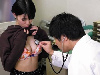 『私…えっ…寝ちゃっ…ぁ』昏睡状態で犯されたマダムたち…目を覚ました奥様は夢と現実の狭間でたっぷり中出しされ…巨乳素人人妻レ...