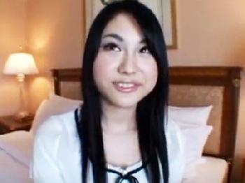 清潔感のある顔して複数プレイが好きと言うお姉さんを玩具にして乱交ハメ撮り中出し顔射ぶっかけのエロ動画