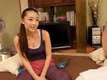 オールバックのサバサバスポーツ美形奥さんが恩師に再会して浮気パコ巨乳お姉さん痴女人妻顔射のエロ動画