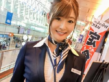 顔も身体も気品も最高なCAさんをGET！〇田空港でガチナンパした逸品娘との即ハメ素人コスプレパンストのエロ動画