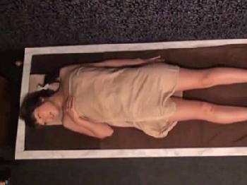 エステ通いばかりの贅沢妻の寝取られマッサージ交尾巨乳素人人妻中出しのエロ動画