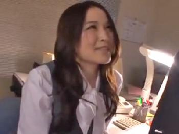 お互いを求めてしまったデカパイ母ちゃんと息子が泥沼肉体関係にW巨乳痴女人妻近親相姦のエロ動画