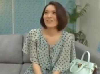 「またそうやってズルいよぉ…」家族4人の女全員がお父さんの男根に夢中な大乱交W巨乳美少女ロリ人妻近親相姦のエロ動画