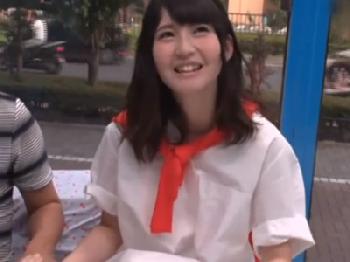 SEXを知らない男偽るヤリチンにハメられて中出し食らった強烈かわいい素人娘美少女のエロ動画