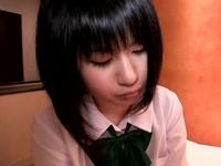 『なんで中で出してんの？』援助交際女子校生に無許可中出し素人美少女ハメ撮りのエロ動画