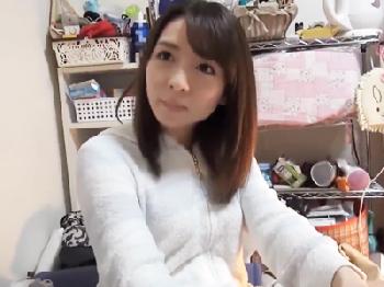 女子JAV監督がリア友を勧誘して筆おろしJAV出演させてしまう素人美少女お姉さん痴女童貞ハメ撮りのエロ動画