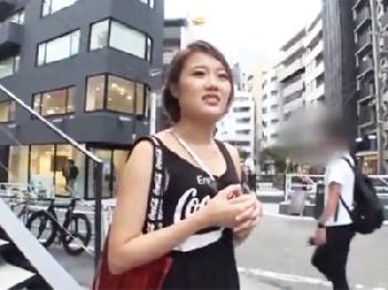 『ちょっとヤバイですっ…あっ逝っちゃう…』渋谷で見つけた今時ギャルをホテル連れ込み顔面射精ハメ素人美少女顔射のエロ動画