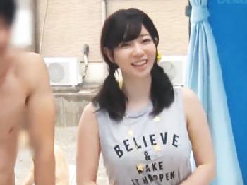 女子大生が友人と素股マッサ→中出しされてガチ呆然W巨乳素人美少女のエロ動画