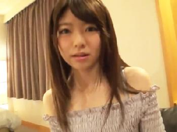 めっちゃ純朴な雰囲気の素人娘の淫乱な本性を男根で覚醒させてあげるW美少女お姉さんハメ撮りのエロ動画