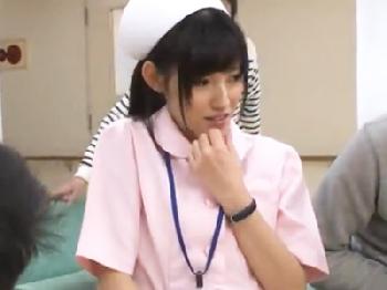アブノーマルドクターの指示で患者の前でマンコ晒して溜まりまくった精液の処理をする看護師看護婦中出しフェラ手コキぶっかけのエロ...