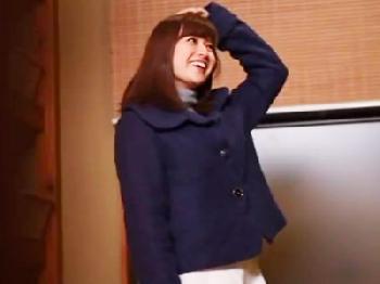 『すごぃっ！夫のより‥っ』旅行先で夫の若いイチモツに魅了された奥さん巨乳素人痴女人妻のエロ動画