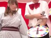 「やだっ!待って!」ツイスターゲーム中に肉棒をハメられる美形少女W巨乳素人美少女3Pのエロ動画