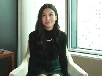 「ぅぐ‥もっとぉ‥…」芸能人ばりのエレガント美形お姉さんがまさかの首絞めFUCKでイく性的変態マゾ!素人痴女顔射ハメ撮りのエ...