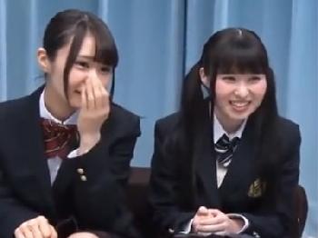 学校帰りの女子校生2人組を身体検査と騙して脱がして…4P決行巨乳素人美少女ロリナンパ乱交のエロ動画