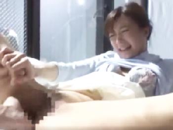 『とまらないぃっ！』素人奥様が他人にイかされまくって腰ピクピク→男根ハメられる痴女人妻熟女ナンパ盗撮のエロ動画