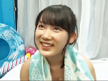 素人美形お姉さんマジックミラー号で中出し→彼氏持ち美形お姉さんを騙してハメてがっつり逝かせる美少女水着のエロ動画