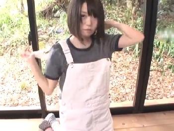 乃木坂メンバーに居そうな純朴娘がJAVデビュー！初撮影から激しいパコつきで連チャン絶頂！美少女痴女顔射デビュー作生田みくのエ...