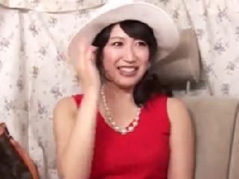 ナンパした無毛素人奥様をランジェリーチェックと騙して寝取られ中出しハメ！巨乳人妻パイパンハメ撮りのエロ動画