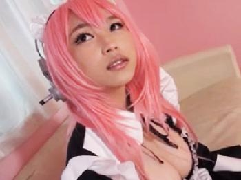 幼顔巨乳の美形少女がエロすぎるコスプレで着衣のまま中出しハメ撮り!素人美少女ロリのエロ動画