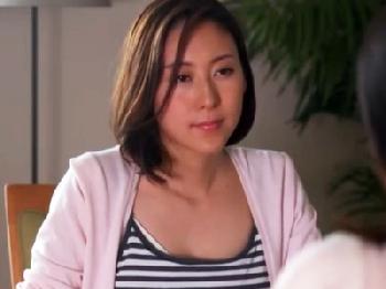 年老いた義父にヤリチンの淫乱な弟の嫁は性欲処理女として使用される巨乳素人お姉さん人妻のエロ動画