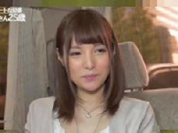 ハーフ系の美人奥さんがナンパされて欲求不満解消の中出し性交素人人妻のエロ動画