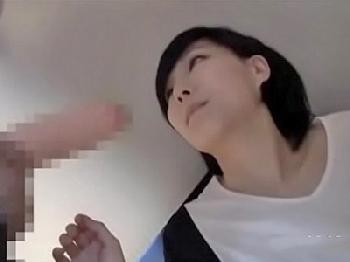 出張マッサージ師に勃起したデカチン見せつけ本番パコ巨乳素人お姉さんのエロ動画