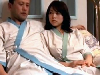 同窓会で再会した絶倫男と何度も何度もハメまくる性的欲求旺盛巨大乳奥様巨乳人妻熟女のエロ動画