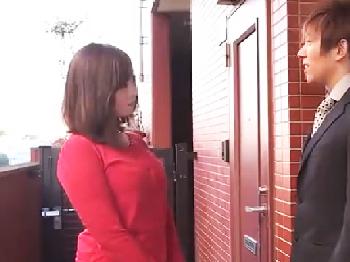 顔面射精フェチ垂涎！神宮寺ナオの綺麗な顔面に精液を大量ぶっかけ！痴女顔射フェラ手コキ3Pのエロ動画