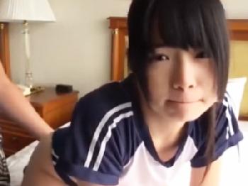涙目になりながら嫌がる幼顔少女を押さえ込み強引にハメる残虐野郎W美少女ロリコスプレパイパン中出し顔射ハメ撮りレイプのエロ動画