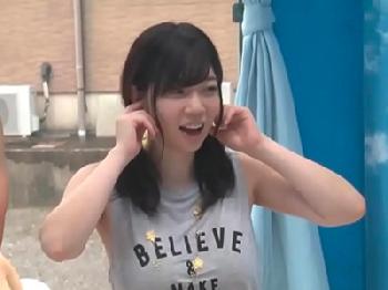 「言っちゃダメだからね…？」マジックミラー号で巨大乳房女子大生と男友人が中出しマッサージ巨乳素人美少女のエロ動画