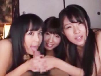 酔っぱらい美しい乳房女子2人組をマジックミラー号でまとめて淫靡にいただくW素人お姉さん痴女ナンパ乱交のエロ動画